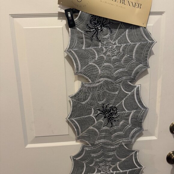 SECRET CELEBRITY SPIDER WEB TRIO TABLE RUNNER 14 X 36 INCHES - Picture 6 of 6